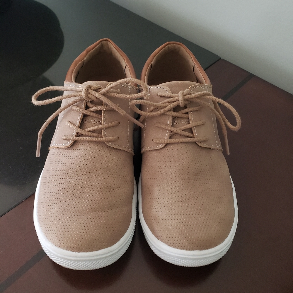 Boys tan dress shoes